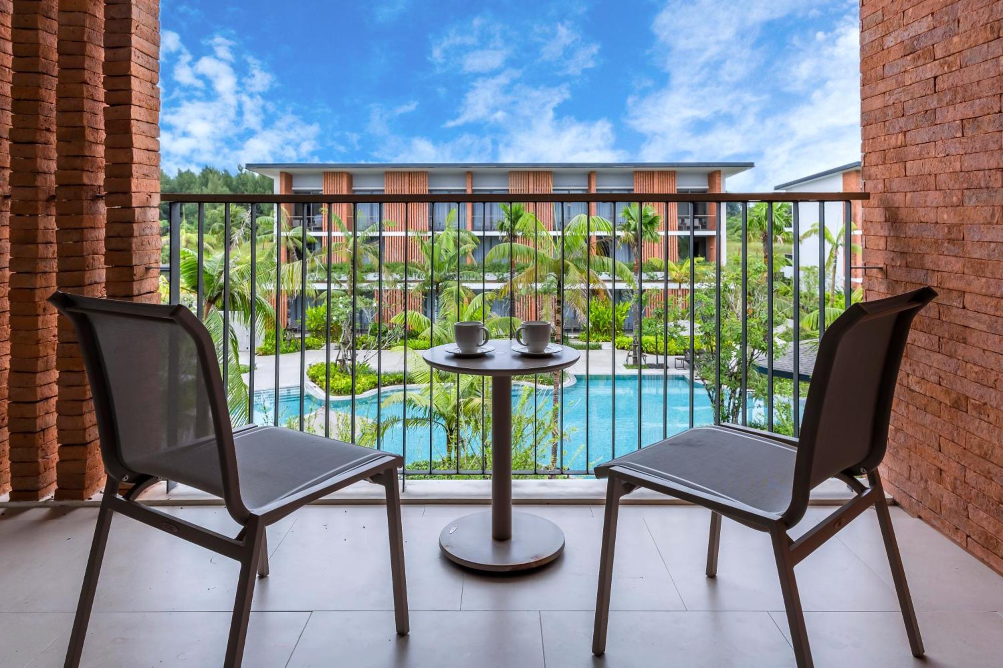 Pullman Khao Lak Resort Exterior photo