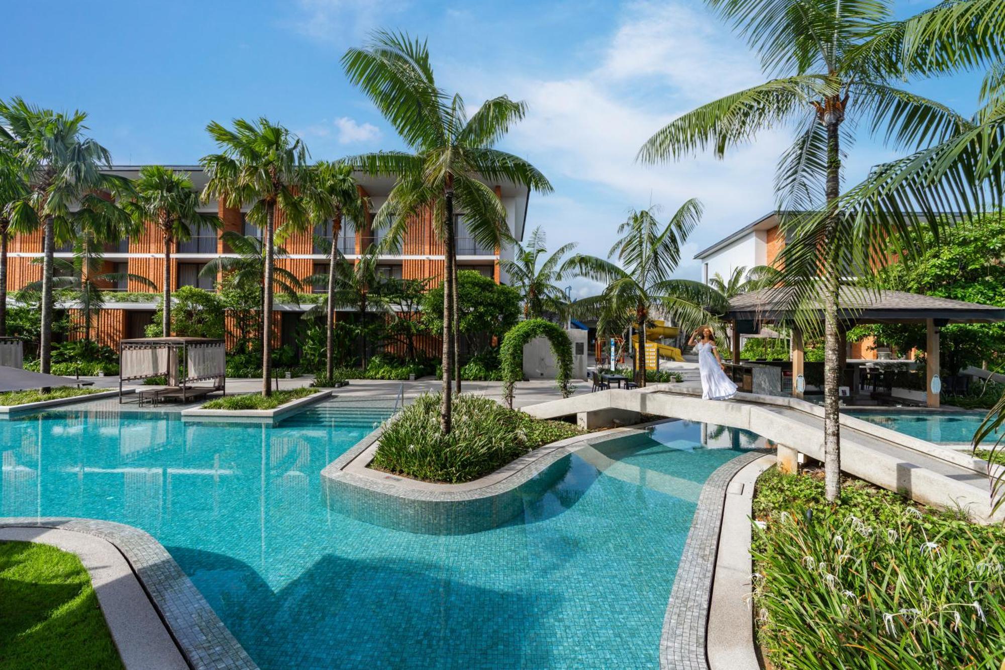 Pullman Khao Lak Resort Exterior photo
