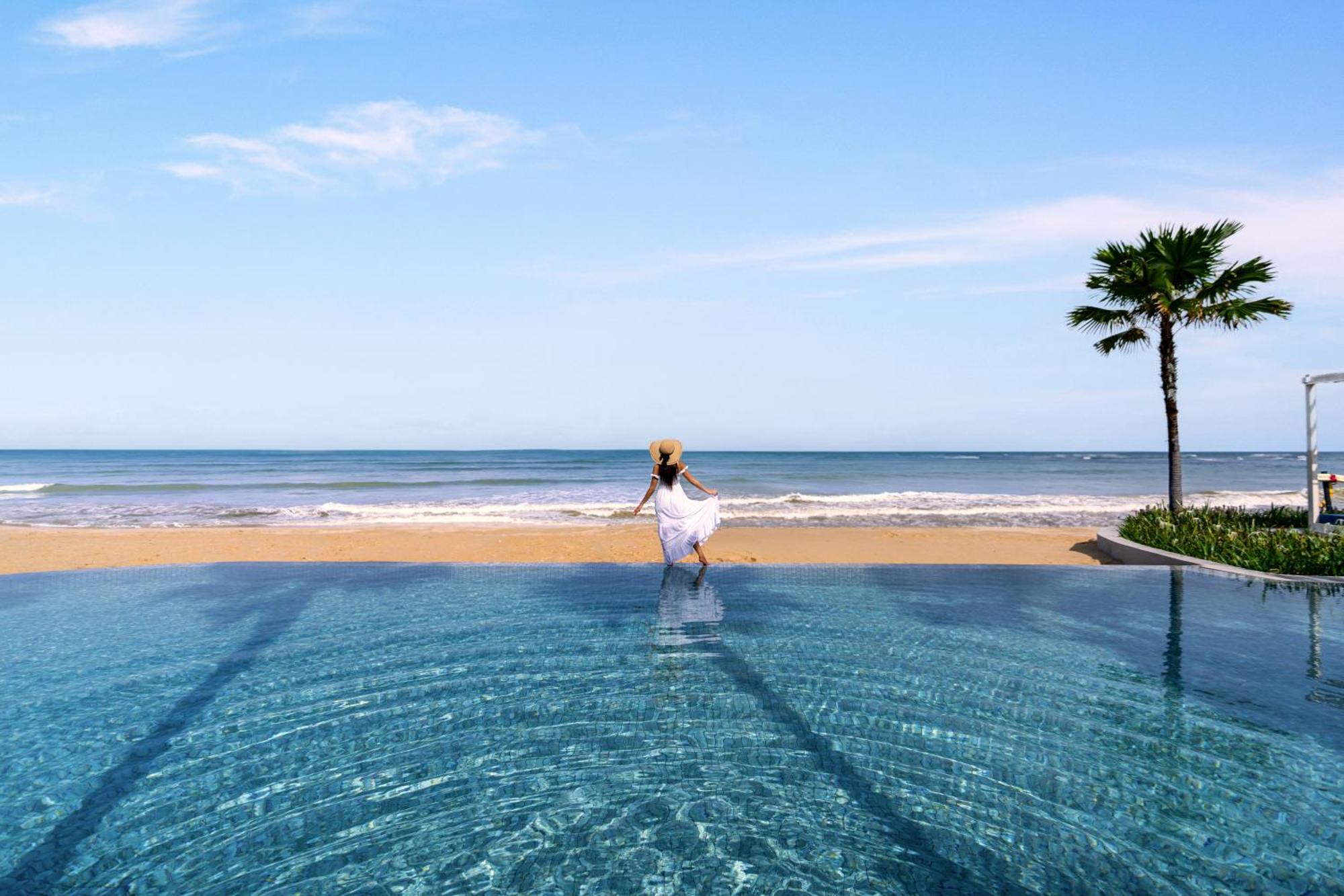 Pullman Khao Lak Resort Exterior photo