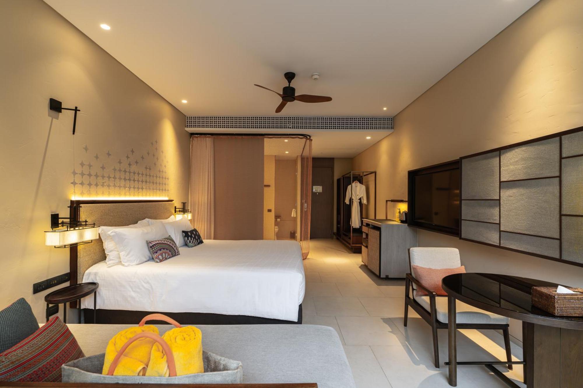 Pullman Khao Lak Resort Exterior photo