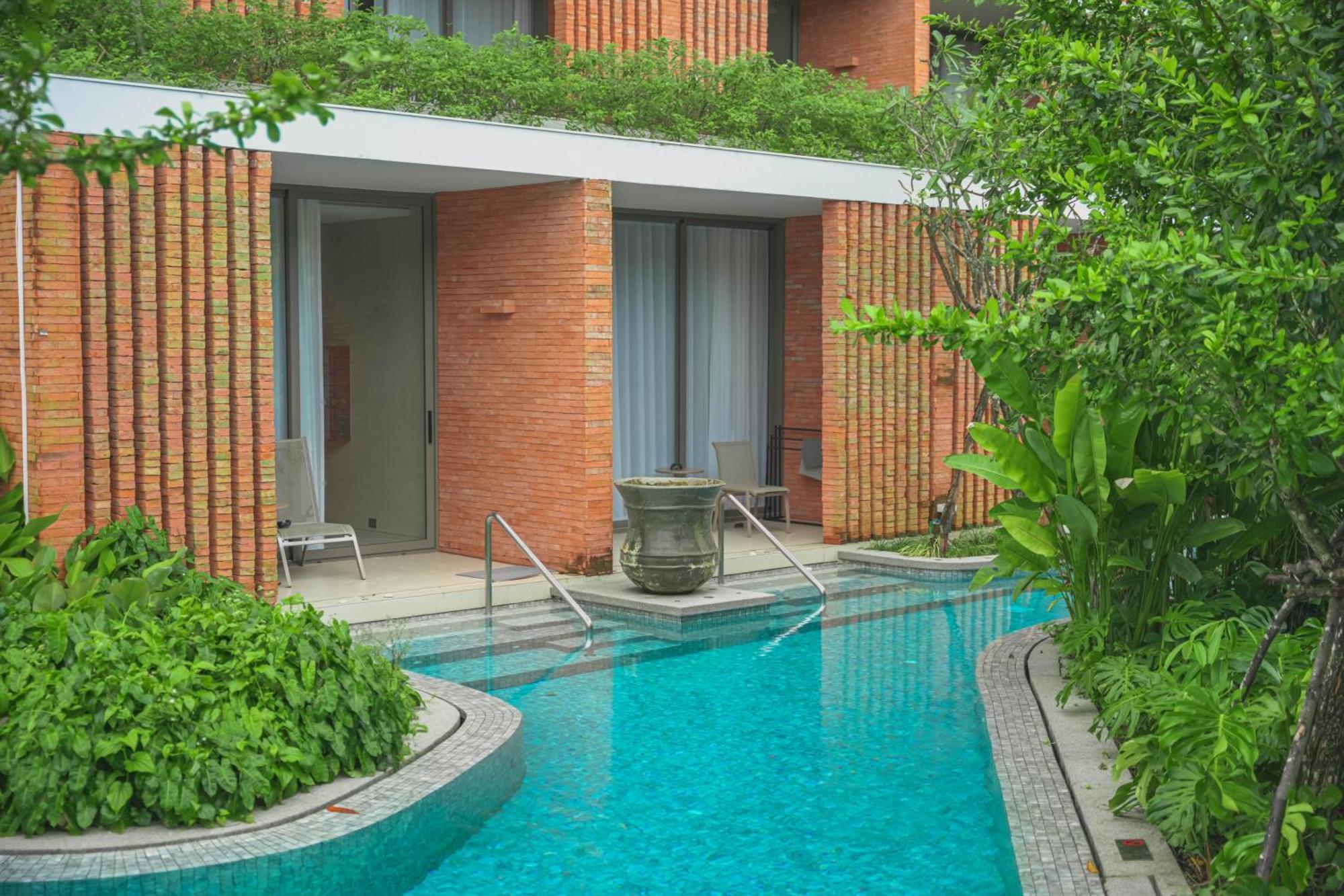 Pullman Khao Lak Resort Exterior photo